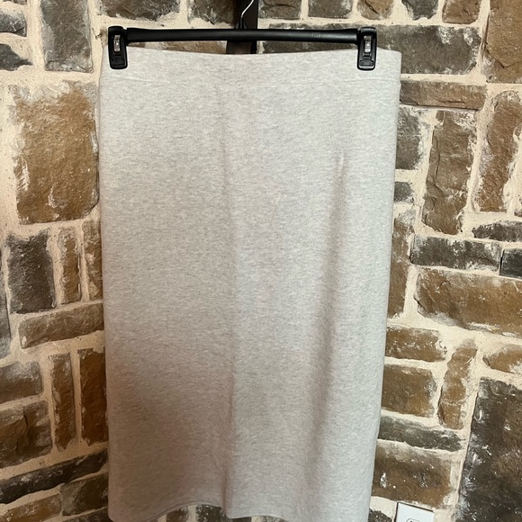 Old navy Light Gray Women's Cozy Maxi Column Knit Skirt XXL NEW - Picture 2 of 7